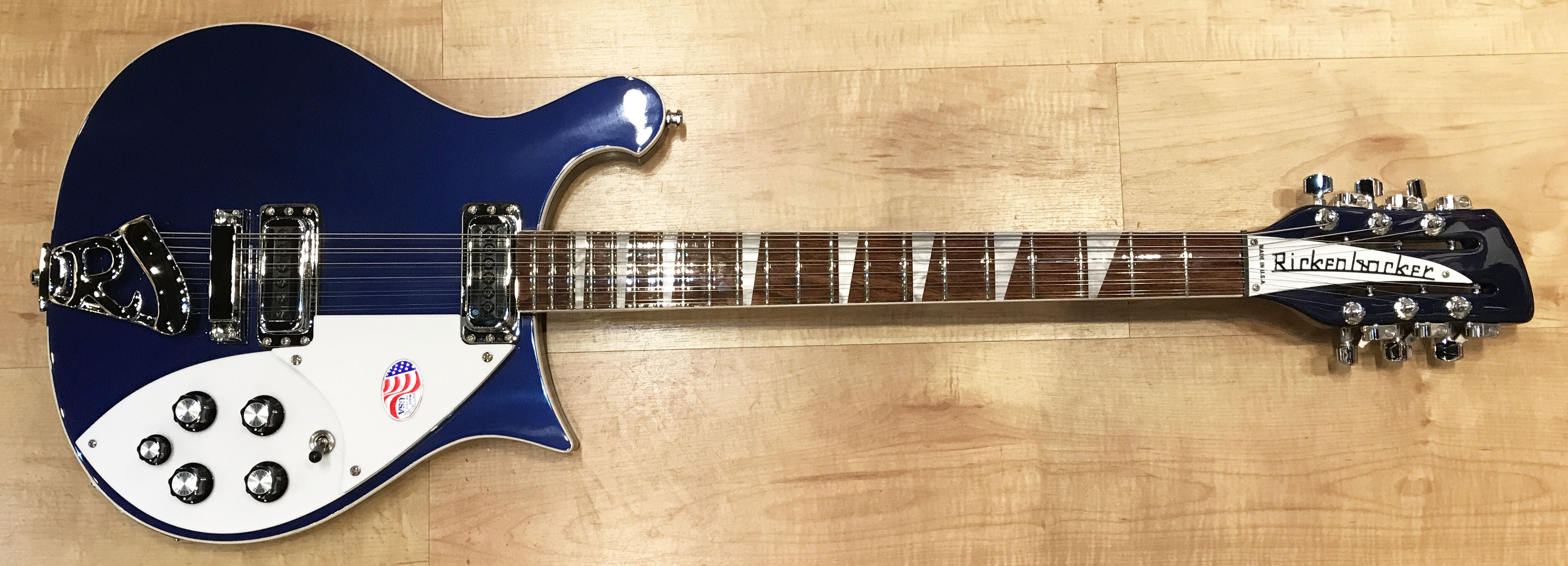 Rickenbacker 620/12